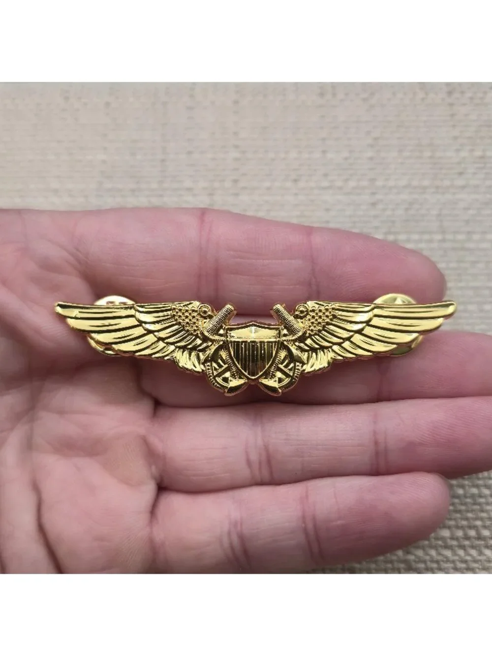 US Navy Naval Flight Officer Gold Wings Insignia Military Pin B1573
